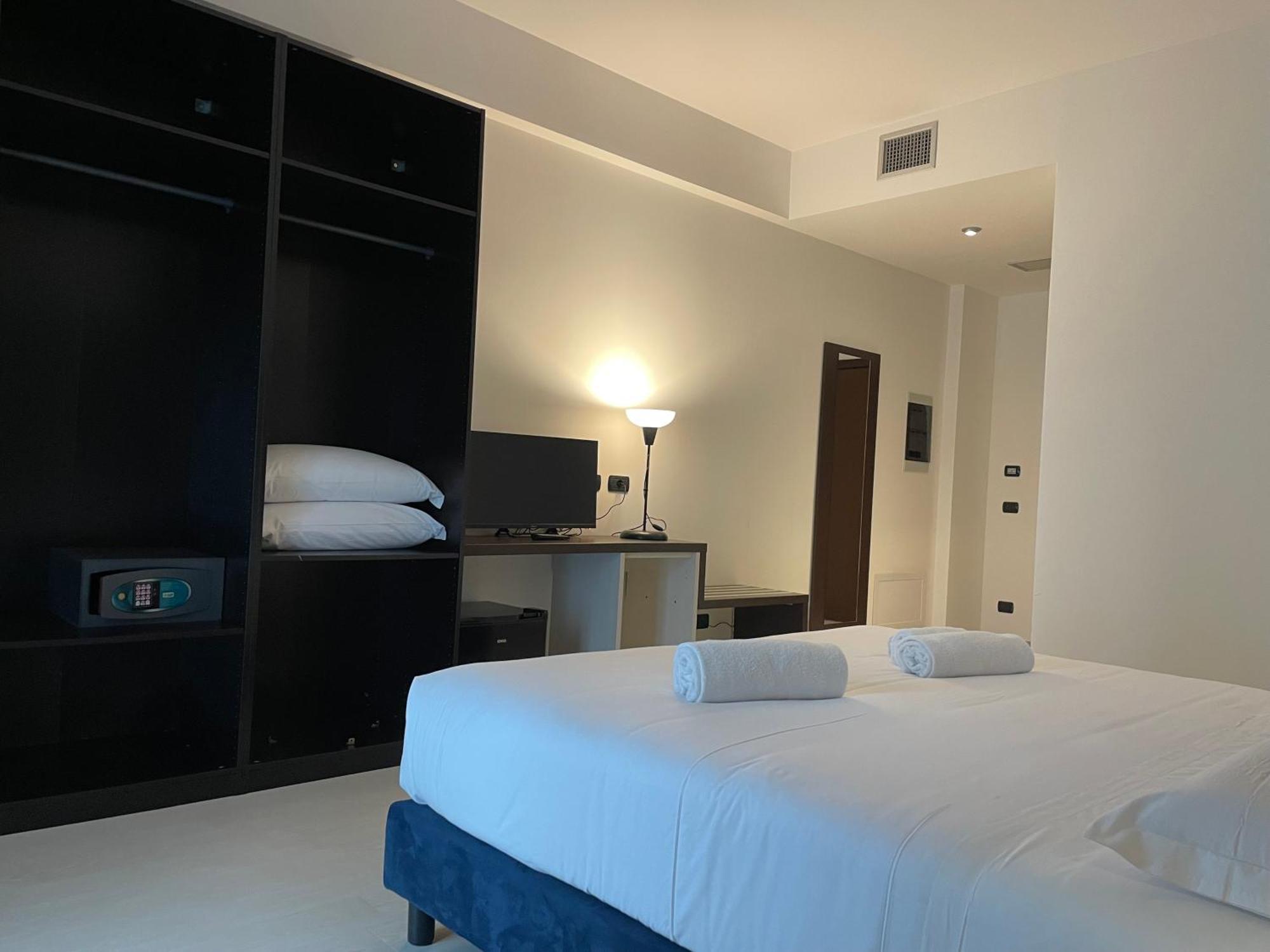 Maestrale Resort Hotel - Grosseto Eksteriør bilde