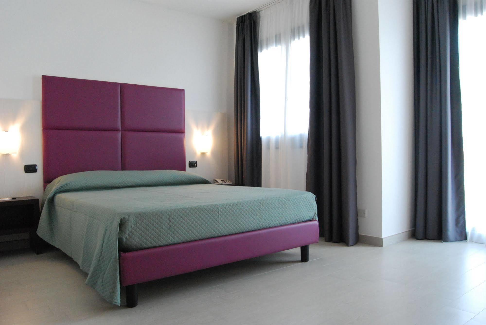 Maestrale Resort Hotel - Grosseto Eksteriør bilde